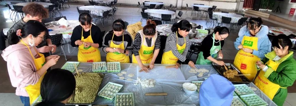 寧夏天凈隆鼎碳化硅有限公司|西北碳化硅|綠碳化硅|黑碳化硅|碳化硅微粉|碳化硅顆粒|煉鋼用碳化硅