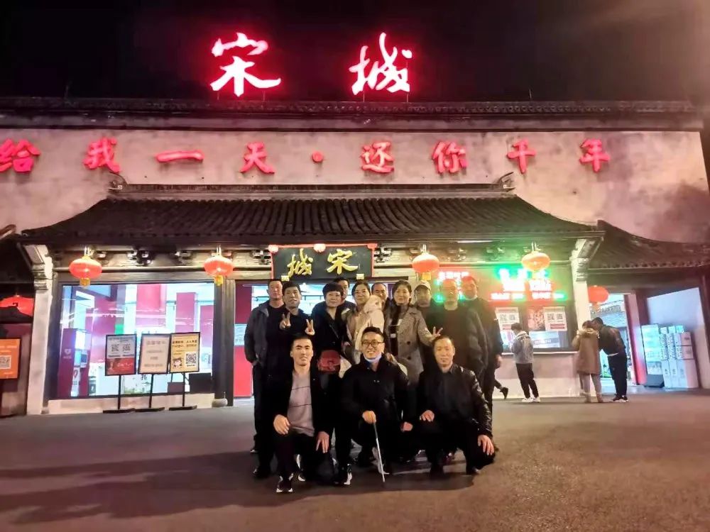 寧夏天凈隆鼎碳化硅有限公司|西北碳化硅|綠碳化硅|黑碳化硅|碳化硅微粉|碳化硅顆粒|煉鋼用碳化硅