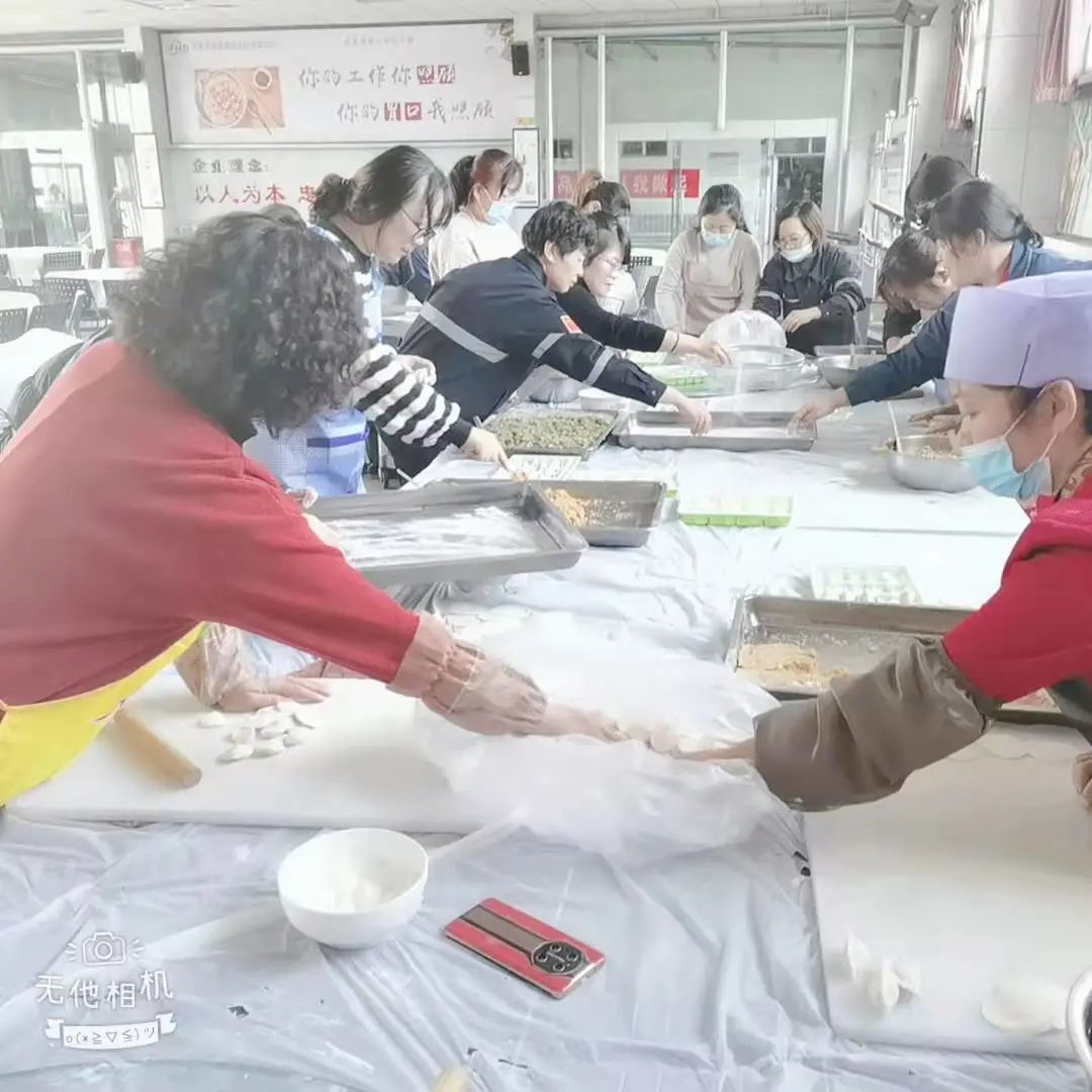 寧夏天凈隆鼎碳化硅有限公司|西北碳化硅|綠碳化硅|黑碳化硅|碳化硅微粉|碳化硅顆粒|煉鋼用碳化硅