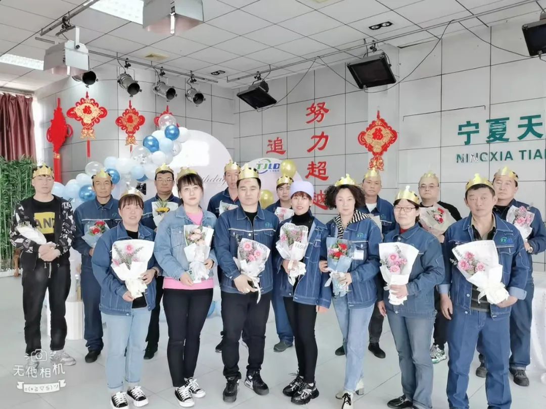 寧夏天凈隆鼎碳化硅有限公司|西北碳化硅|綠碳化硅|黑碳化硅|碳化硅微粉|碳化硅顆粒|煉鋼用碳化硅