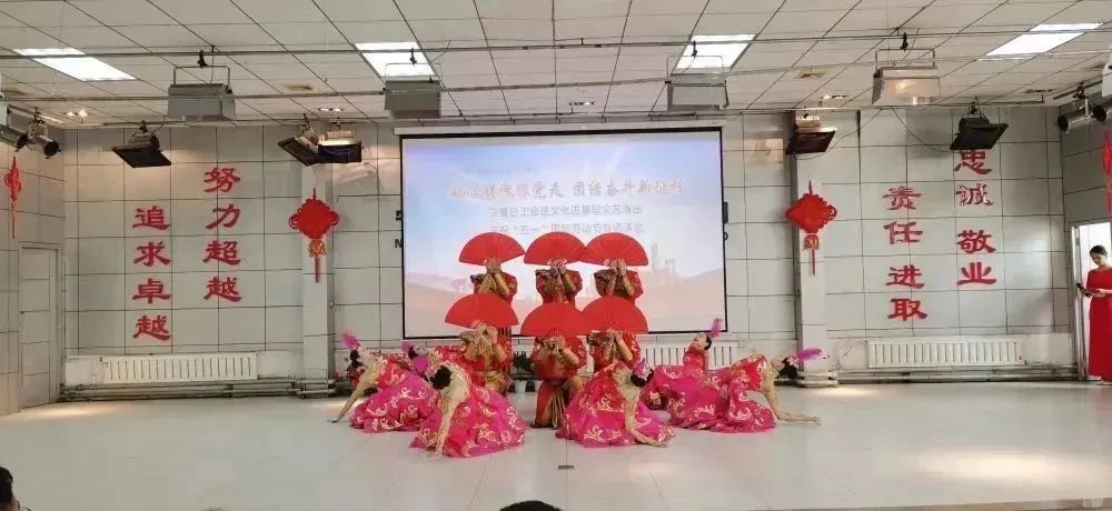 寧夏天凈隆鼎碳化硅有限公司|西北碳化硅|綠碳化硅|黑碳化硅|碳化硅微粉|碳化硅顆粒|煉鋼用碳化硅