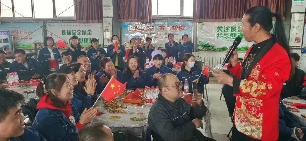 寧夏天凈隆鼎碳化硅有限公司|西北碳化硅|綠碳化硅|黑碳化硅|碳化硅微粉|碳化硅顆粒|煉鋼用碳化硅