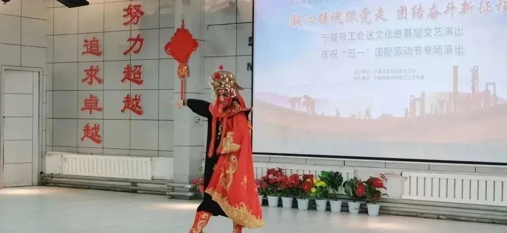 寧夏天凈隆鼎碳化硅有限公司|西北碳化硅|綠碳化硅|黑碳化硅|碳化硅微粉|碳化硅顆粒|煉鋼用碳化硅
