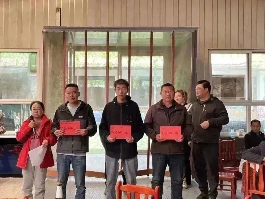 寧夏天凈隆鼎碳化硅有限公司|西北碳化硅|綠碳化硅|黑碳化硅|碳化硅微粉|碳化硅顆粒|煉鋼用碳化硅