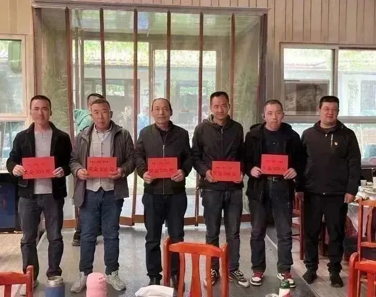 寧夏天凈隆鼎碳化硅有限公司|西北碳化硅|綠碳化硅|黑碳化硅|碳化硅微粉|碳化硅顆粒|煉鋼用碳化硅