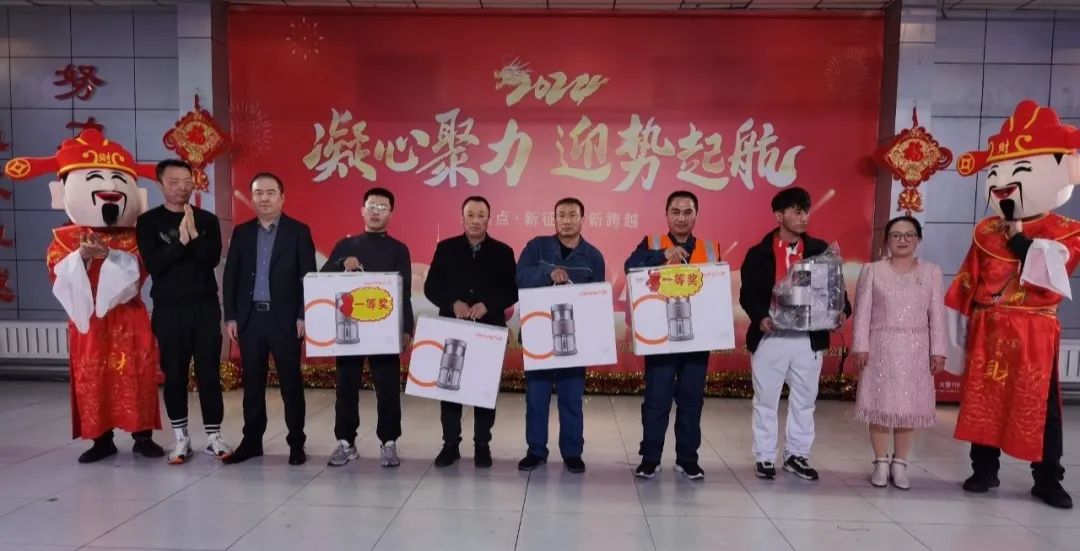 寧夏天凈隆鼎碳化硅有限公司|西北碳化硅|綠碳化硅|黑碳化硅|碳化硅微粉|碳化硅顆粒|煉鋼用碳化硅