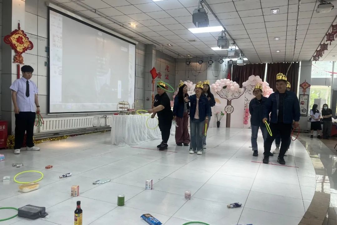 寧夏天凈隆鼎碳化硅有限公司|西北碳化硅|綠碳化硅|黑碳化硅|碳化硅微粉|碳化硅顆粒|煉鋼用碳化硅