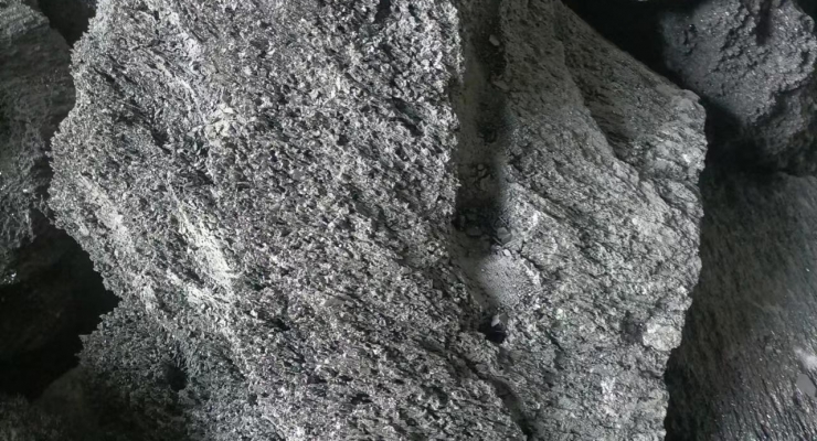 黑碳化硅自然塊